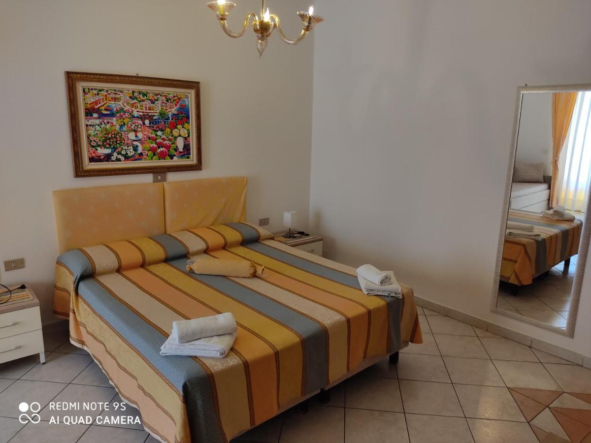 Hotel La Calabrese Isola Di Capo Rizzuto المظهر الخارجي الصورة