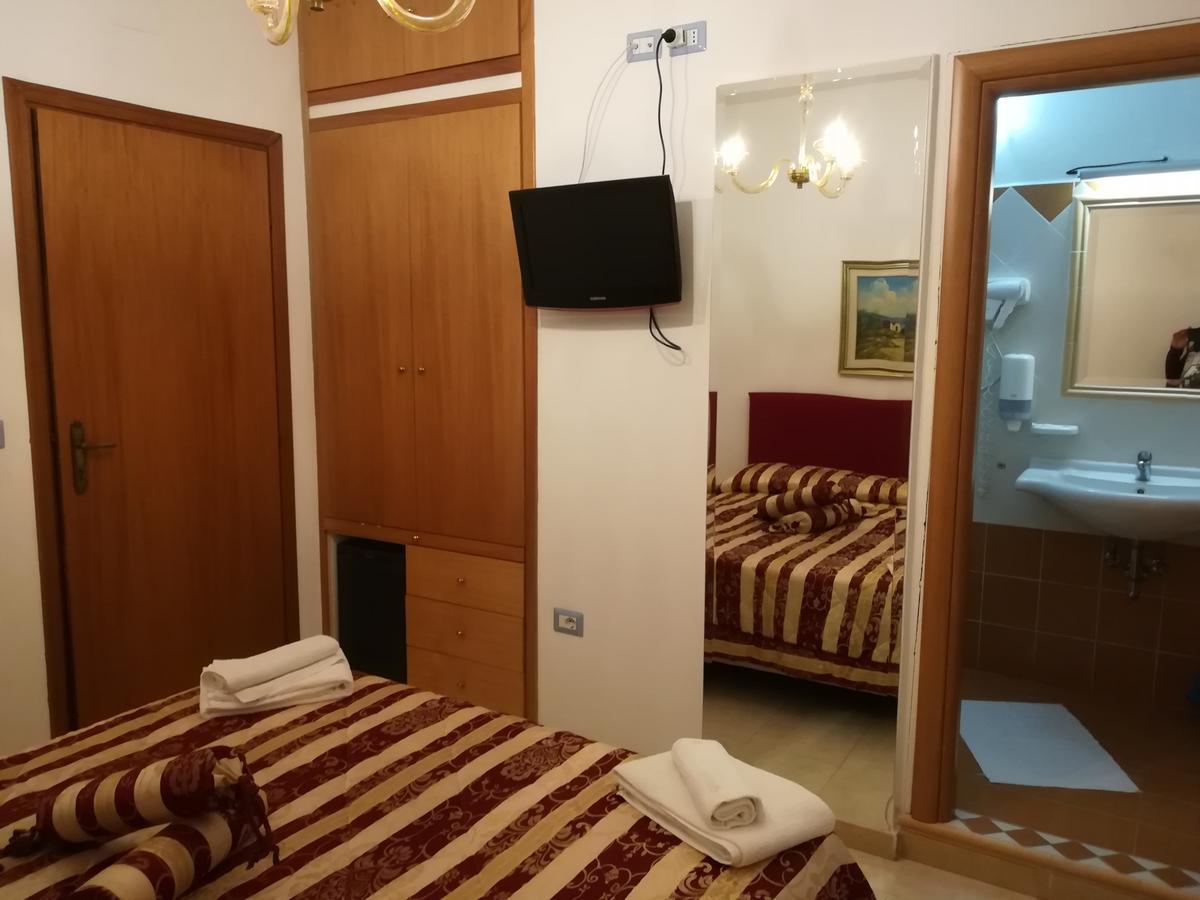 Hotel La Calabrese Isola Di Capo Rizzuto المظهر الخارجي الصورة