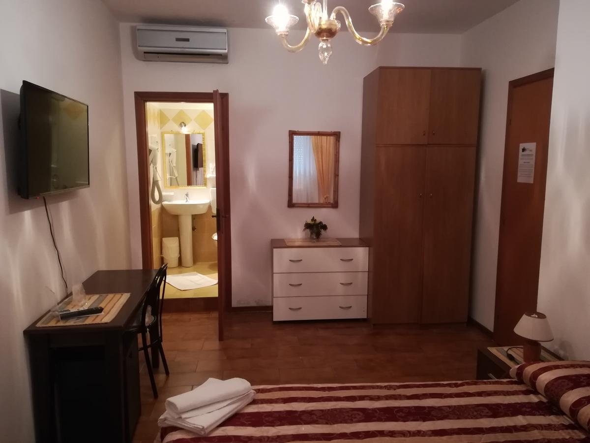 Hotel La Calabrese Isola Di Capo Rizzuto المظهر الخارجي الصورة